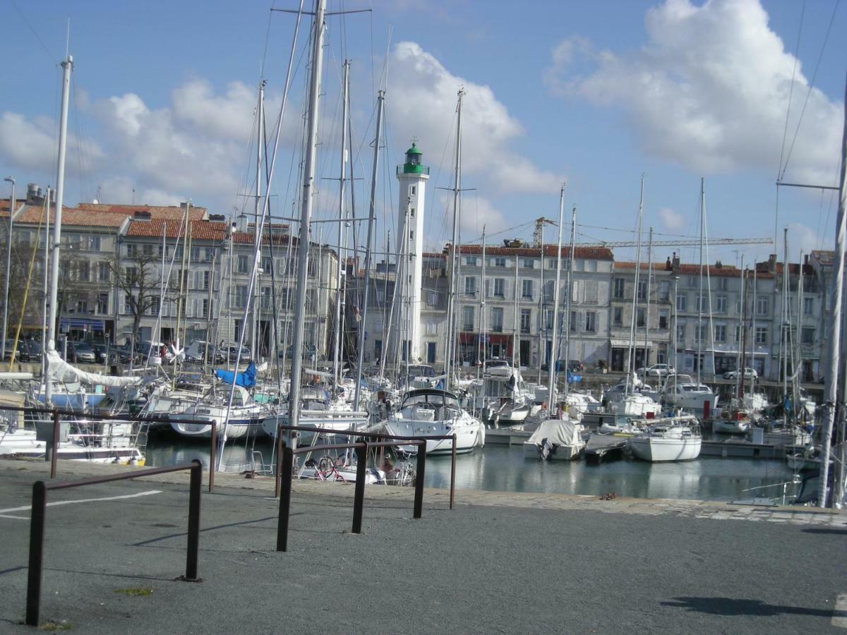 Appartement Au Calme Centre Ville A 2 Pas Du Vieux Marche La Rochelle  Exterior photo